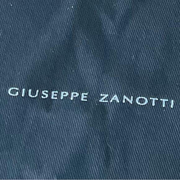 NEW Authentic Giuseppe Zanotti Dust Bag Cover w/ Drawstring Black MED 15.5 X 11" - Picture 2 of 3